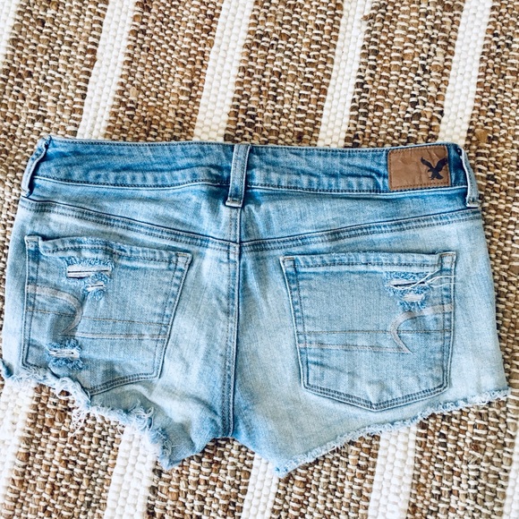 American Eagle  low rise shortie blue jean denim shorts distressed boho beachy - Picture 5 of 6